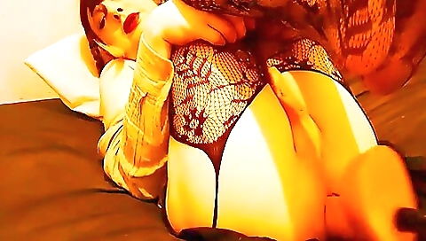 Show uninhibiteduren is a hot and gets lewd