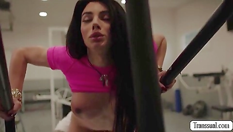 Sexy chick has a wild anal with throne