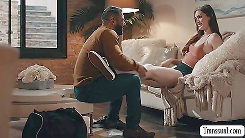 Hotest girls get their pussies